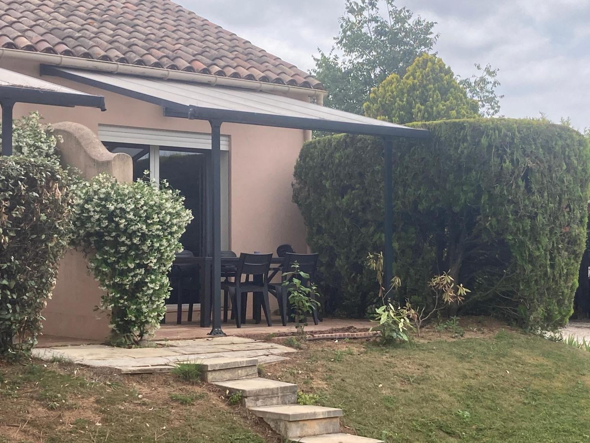 Les Bougainvillees De Camargue Villetelle Room photo