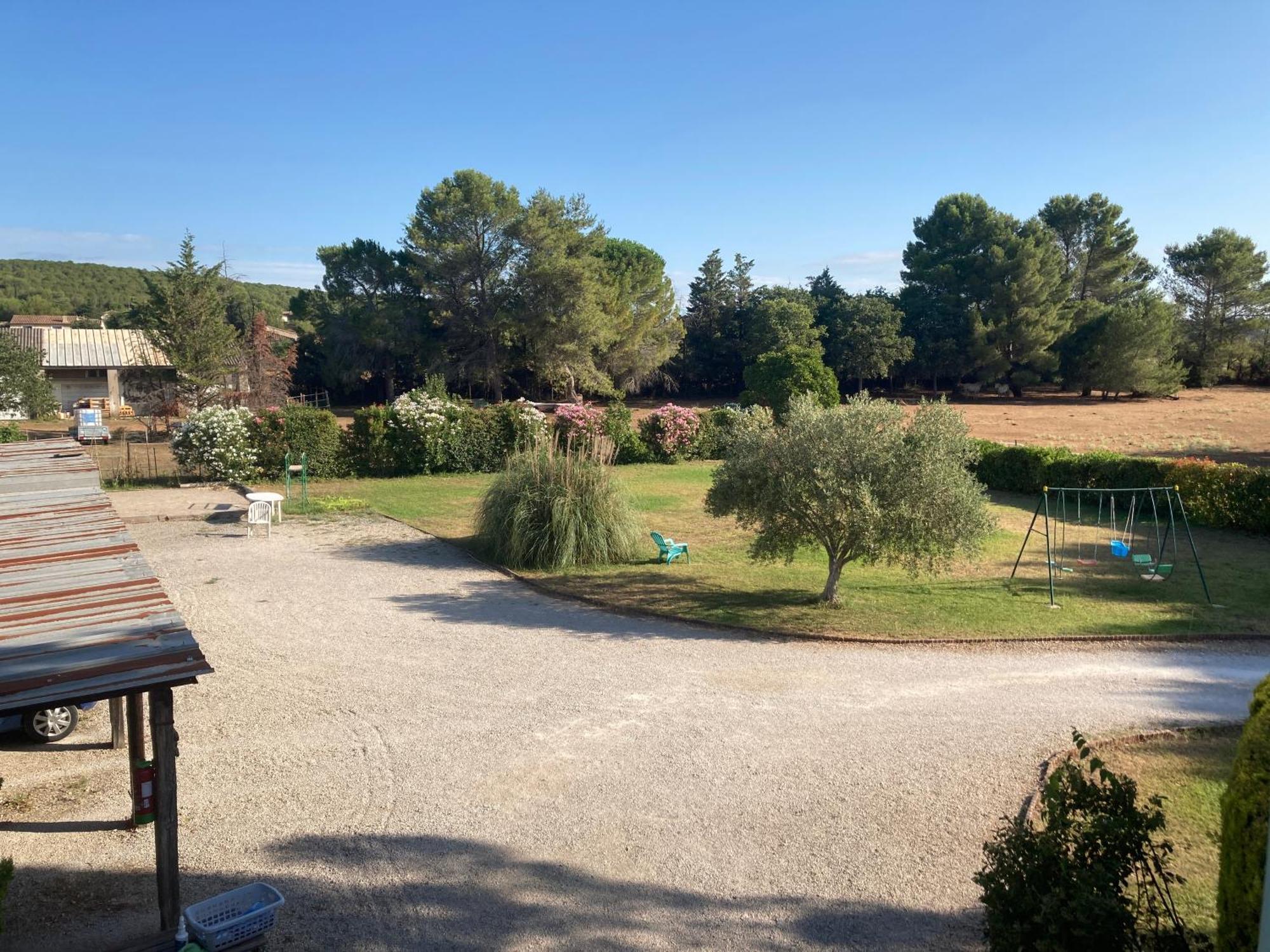 Les Bougainvillees De Camargue Villetelle Room photo