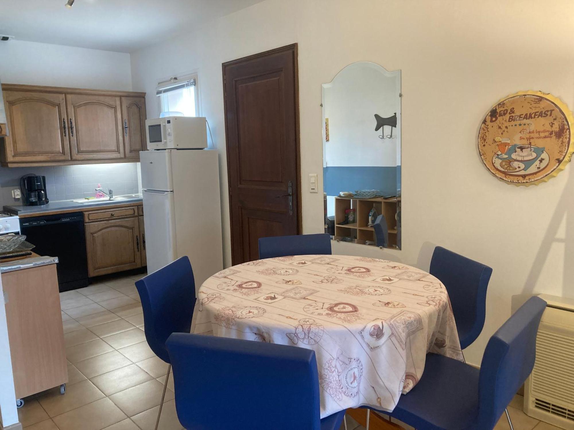 Les Bougainvillees De Camargue Villetelle Room photo
